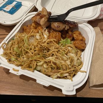 Chipotle Mexican Grill - Got panda express instead they actually had food stocked - Mexican Near Me - Riverside, California