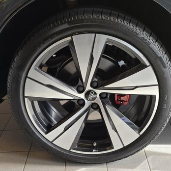 Audi Westmont - Before repair - Car Dealers Near Me - Westmont, Illinois Audi Westmont - Before repair - Car Dealers Near Me - Westmont, Illinois