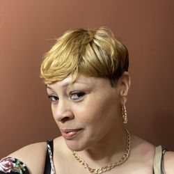 Dawns of Essence Salon - Loving this cut!!!