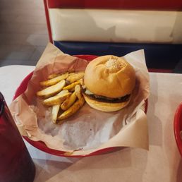 Burger & Fries Burger & Fries