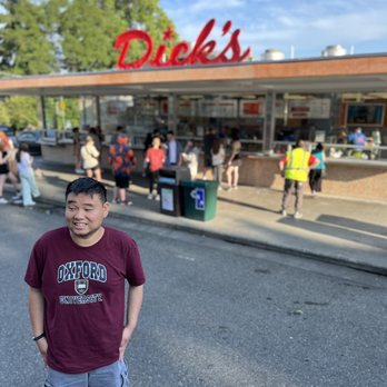 Dick's Drive-In - Fast Food Near Me - Seattle, Washington Dick's Drive-In - Fast Food Near Me - Seattle, Washington
