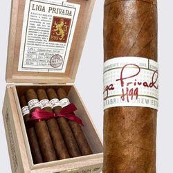 Cigars & Smoke Shop - Liga Privada Nee arrival at the smoke shop near you