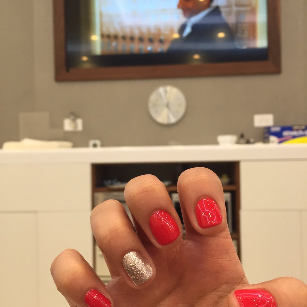 Zen Nail Lounge - Movie, wine and a Green tea manicure, Loving it!!! - Nail Salons Near Me - Skokie, Illinois