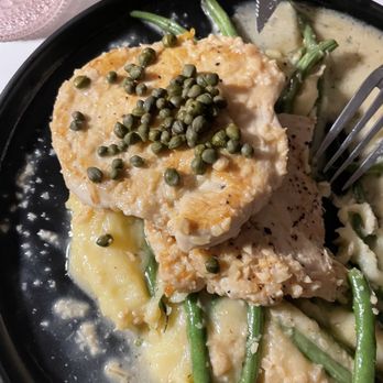 Toast Kitchen & Bar - Chicken piccata - Breakfast & Brunch Near Me - Whittier, California Toast Kitchen & Bar - Chicken piccata - Breakfast & Brunch Near Me - Whittier, California