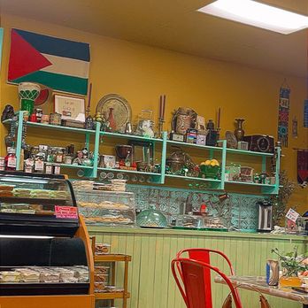 Baba's Pantry - Ambiance - Middle Eastern Near Me - Kansas City, Missouri
