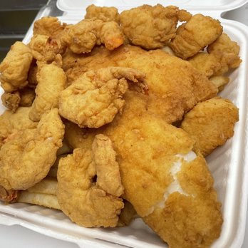 GEORGIE'Z PIZZA & SEAFOOD - CLOSED - Updated November 2025 - 30