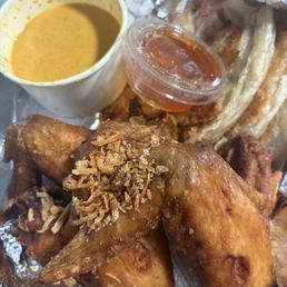 Yellow curry, Roti, Fried Chicken Yellow curry, Roti, Fried Chicken