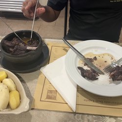 Restaurante Dom Espeto - Lamb simmered in red wine