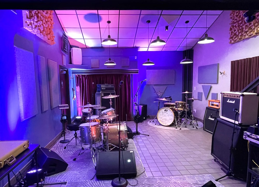 Little Wing Studios, Gainesville Roadtrippers