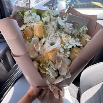 Florence Flowershop - Florists Near Me