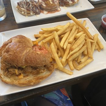 Mo' Brunch & Brews - Croissant sandwich - Breakfast & Brunch Near Me - Houston, Texas Mo' Brunch & Brews - Croissant sandwich - Breakfast & Brunch Near Me - Houston, Texas