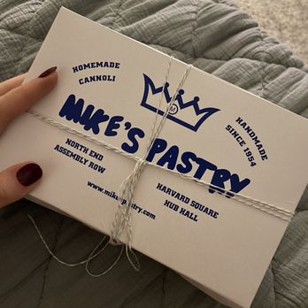 Mike's Pastry - Box - Bakeries Near Me - Boston, Massachusetts Mike's Pastry - Box - Bakeries Near Me - Boston, Massachusetts