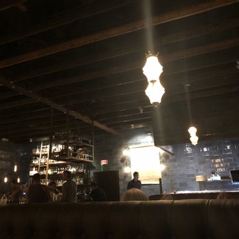 Pigtails Desert Ridge - Cocktail Bars Near Me - Phoenix, Arizona