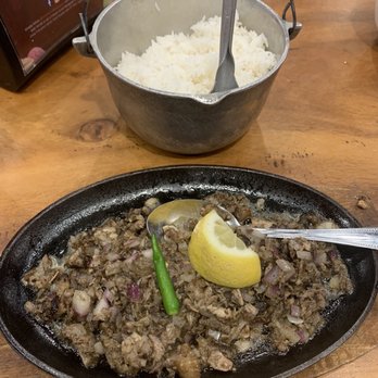 Isla Restaurant - Filipino Near Me - San Bruno, California