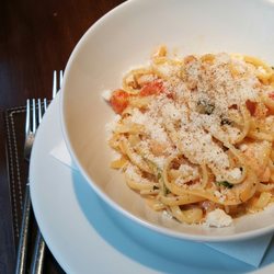 Cielo - Yummy smoked salmon linguine, not sure why this was a starter though...