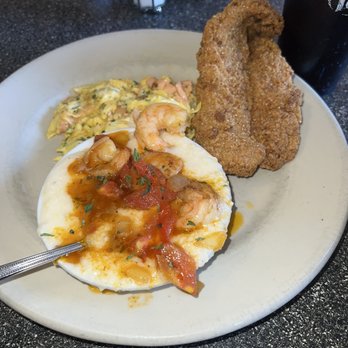 Thumbs Up Diner - Fried Fish and Grits Breakfast - Breakfast & Brunch Near Me - Atlanta, Georgia Thumbs Up Diner - Fried Fish and Grits Breakfast - Breakfast & Brunch Near Me - Atlanta, Georgia