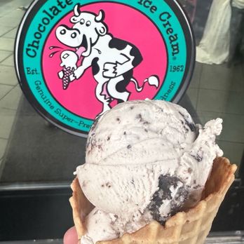Chocolate Shoppe Ice Cream - Ice Cream & Frozen Yogurt Near Me - Madison, Wisconsin Chocolate Shoppe Ice Cream - Ice Cream & Frozen Yogurt Near Me - Madison, Wisconsin