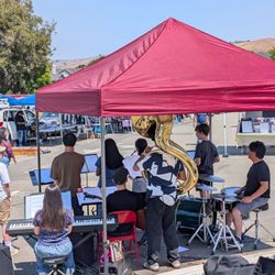 Ohlone College Flea Market - These kids were playing music for hours! Sounded great and glad to hear some local talent