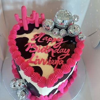 Freed's Dessert Shop - Desserts Near Me - Las Vegas, Nevada Freed's Dessert Shop - Desserts Near Me - Las Vegas, Nevada