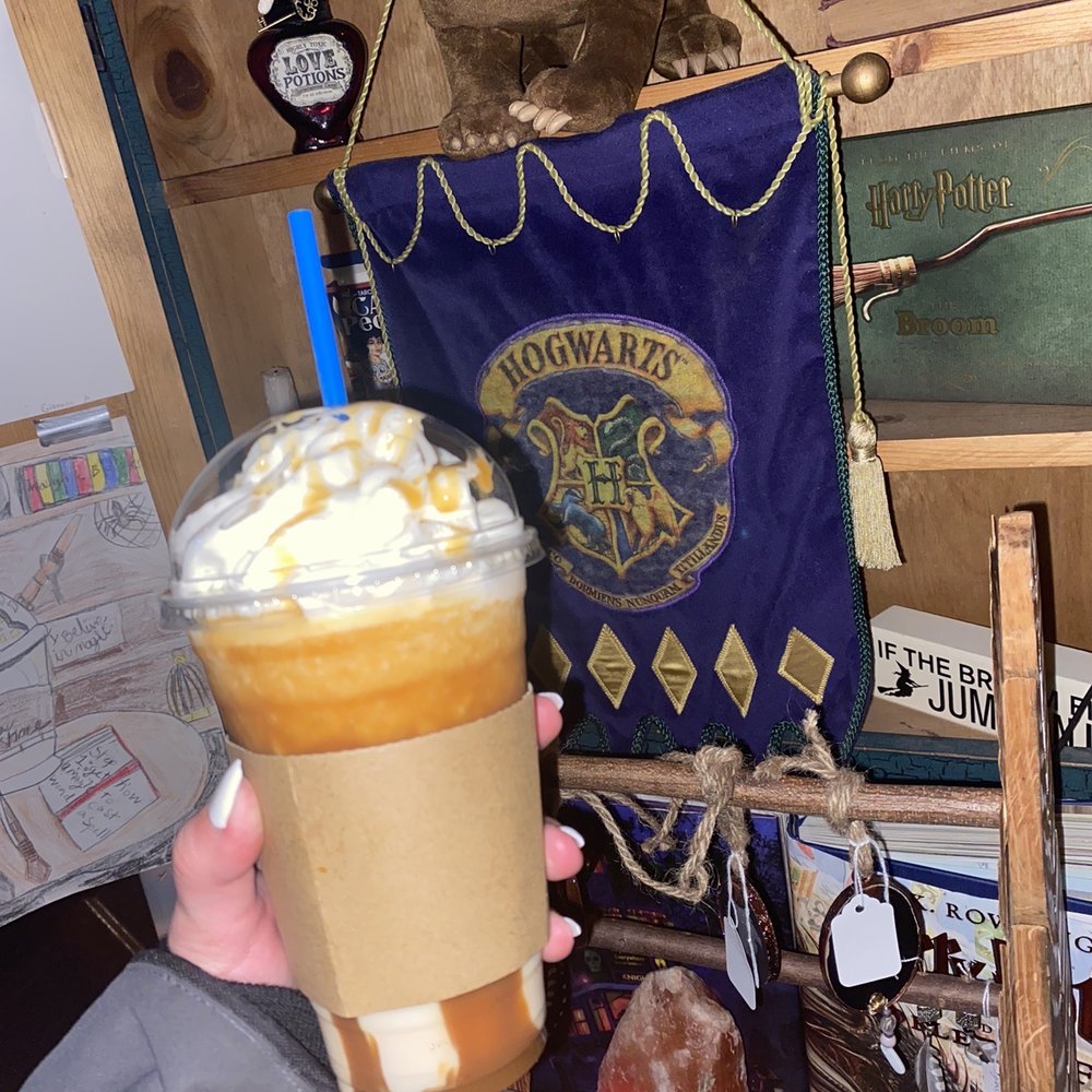 Muggles Mug - Butterbeer Frozen Latte - Coffee & Tea Near Me - Jim Thorpe, Pennsylvania