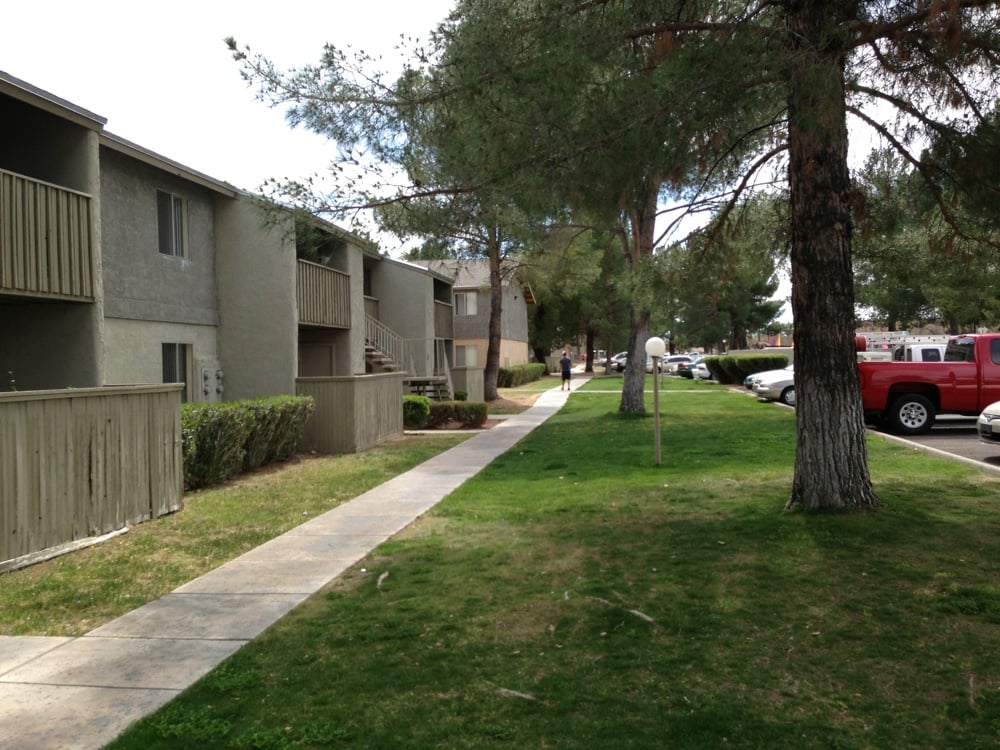 ARCADIA PARK APARTMENTS Updated September 2024 250 N Arcadia Ave