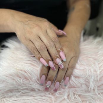 Candy’s Nails and Spa - Nail Technicians Near Me - Palmdale, California