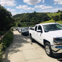 This is where you should park. Lake Hollywood Drive.