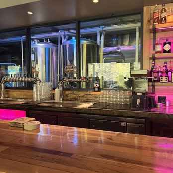 Idyllwild Brewpub - Brewpubs Near Me - Idyllwild, California