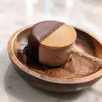 Mari - Ice cream sandwich - Korean Near Me - New York, New York