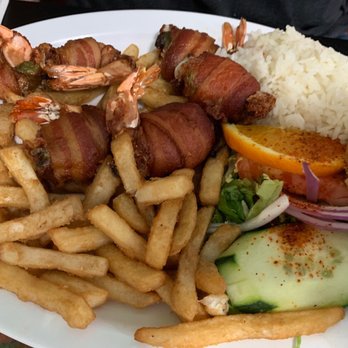 Mariscos La Sirena - Bacon wrapped shrimp is always a crowd pleaser - Mexican Near Me - Crestwood, Illinois