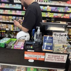 Puffer's Smoke Shop - Theft Cashier