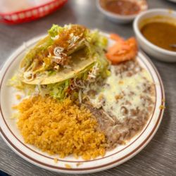 Arizona Cafe - Crunchy Shredded Beef Tacos with Rice, Beans