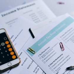 Free Your Lyfe - Let's do tax prep
