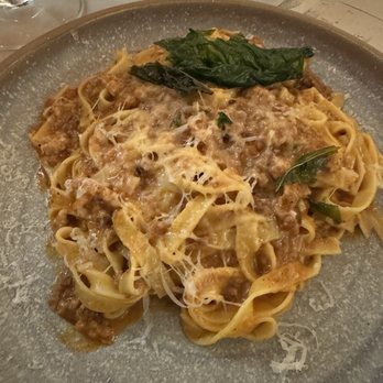 Norcina - Bolognese pasta - Italian Near Me - San Francisco, California Norcina - Bolognese pasta - Italian Near Me - San Francisco, California