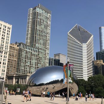 Cloud Gate - Public Art Near Me - Chicago, Illinois