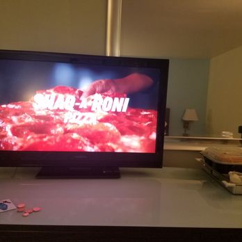 Kings Inn San Diego - 30" television in room. - San Diego, CA
