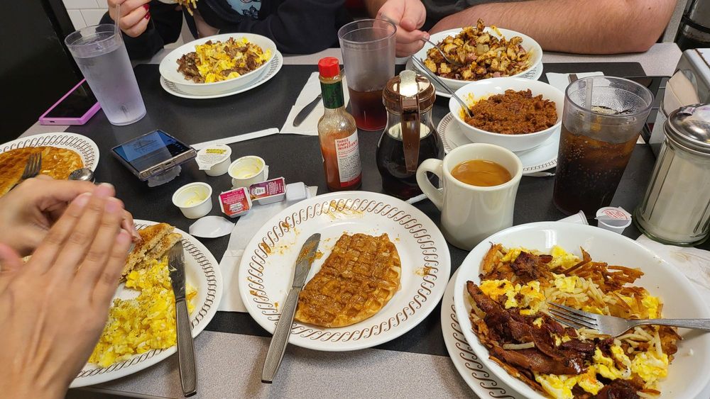 WAFFLE HOUSE Updated September 2024 29 Photos & 21 Reviews 4005 W