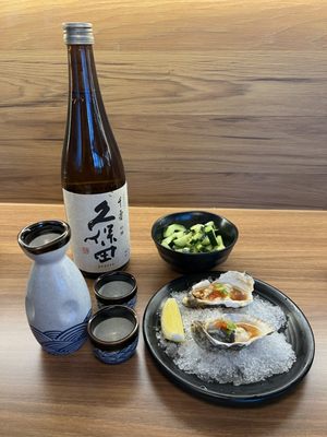 The Cove Sushi & Oyster Bar by null