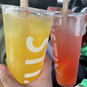 STIX - Mango Lemonade Strawberry Lemonade - Hot Dogs Near Me - San Francisco, California STIX - Mango Lemonade Strawberry Lemonade - Hot Dogs Near Me - San Francisco, California