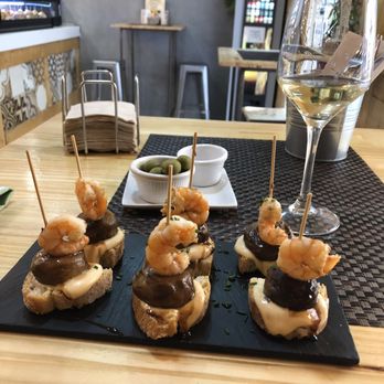 Sukaldea Atotxa - Mushroom and shrimp warm tapas - Basque Near Me - Madrid, M