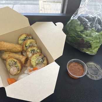 Banh Khot Lady - Shrimp Banh knot - Caterers Near Me - Westminster, California Banh Khot Lady - Shrimp Banh knot - Caterers Near Me - Westminster, California