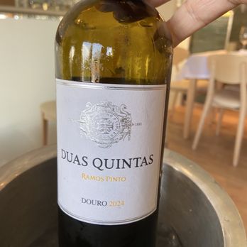 Restaurante Mar do Inferno - Our lunch wine, really good! - Portuguese Near Me - Cascais, 11 Restaurante Mar do Inferno - Our lunch wine, really good! - Portuguese Near Me - Cascais, 11
