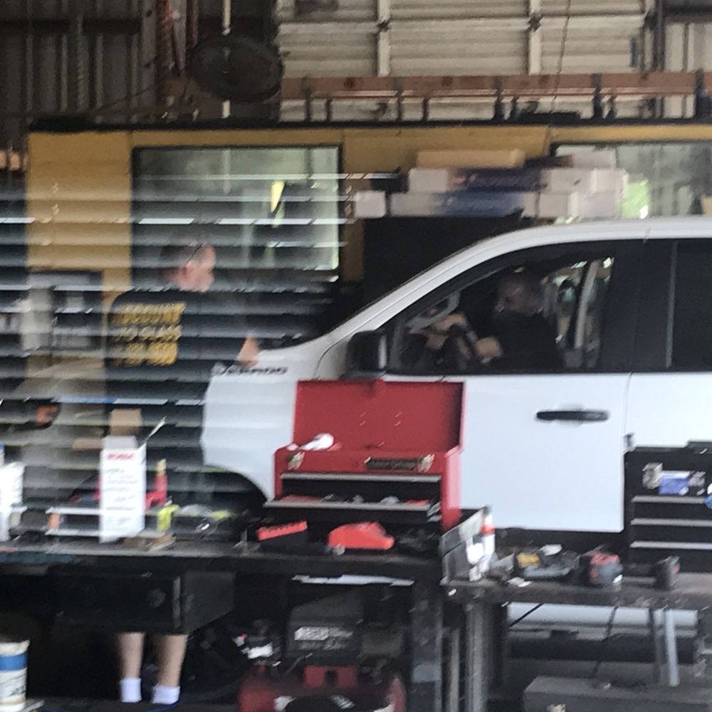 Discount Mobile Auto Glass - Auto Glass Services Near Me - Pasadena, Texas