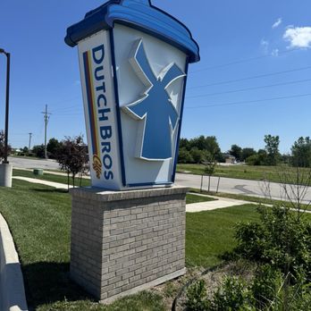 Dutch Bros Coffee - Juice Bars & Smoothies Near Me - Olathe, Kansas