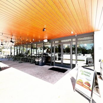 Shake Shack Round Rock - the outside of shake shack - Fast Food Near Me - Round Rock, Texas