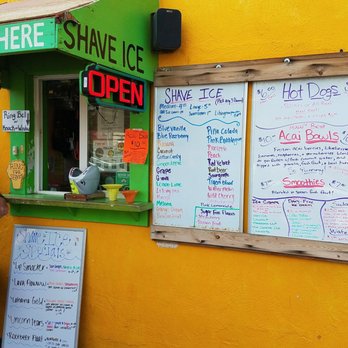 Maui's Beach House - The menu was on the wall with outside seating - Beach Equipment Rentals Near Me - Lahaina, Hawaii Maui's Beach House - The menu was on the wall with outside seating - Beach Equipment Rentals Near Me - Lahaina, Hawaii