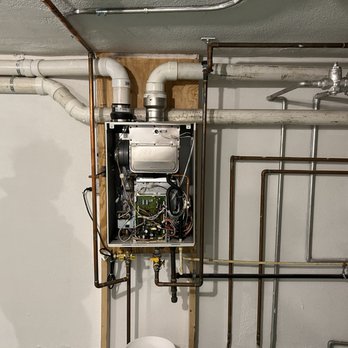 AMC Mechanical - Lochinvar High Efficiency Water Heater - Plumbing Near Me - Lincoln, Massachusetts AMC Mechanical - Lochinvar High Efficiency Water Heater - Plumbing Near Me - Lincoln, Massachusetts