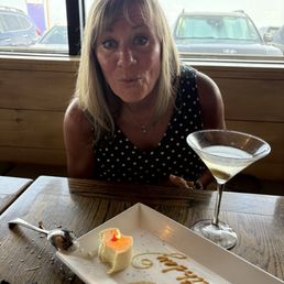 My HBD SURPRISE @ Blvd Seafood in Galveston, Texas! My HBD SURPRISE @ Blvd Seafood in Galveston, Texas!