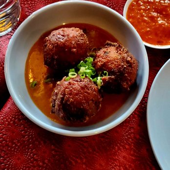 Oma's Hideaway - Asian Fusion Near Me - Portland, Oregon