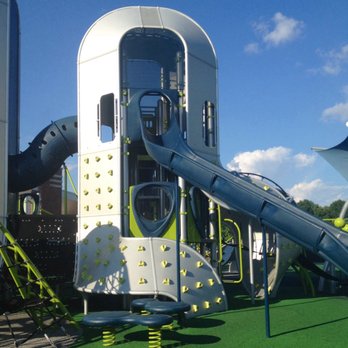 West Commons Playground & Splash Pad - Playground - Parks Near Me - Carmel, Indiana West Commons Playground & Splash Pad - Playground - Parks Near Me - Carmel, Indiana